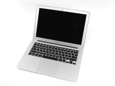 Exemple d'écra de MacBook Air avec rétroéclairage en panne.